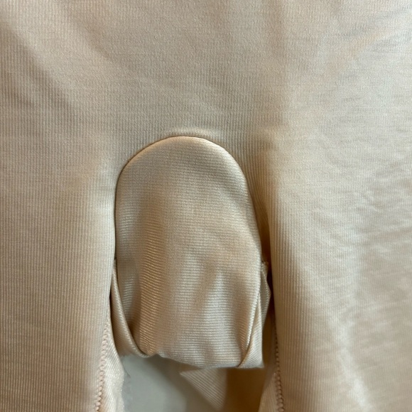 SPANX Sz 3X Slim Line Waist and Hemline Medium Compression Shapewear Shorts - Picture 6 of 10